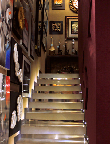 Satgurus Art Gallery View 13