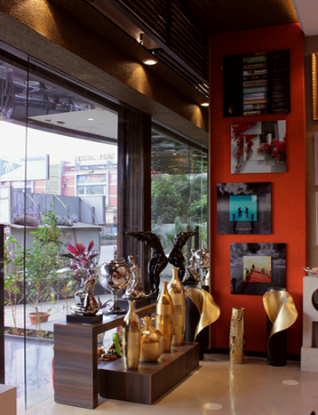 Satgurus Art Gallery View 6